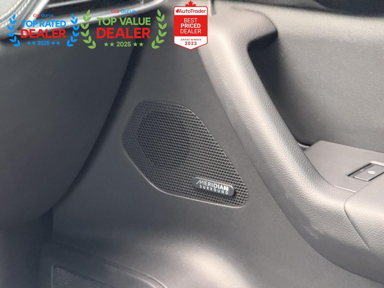 2020 Jaguar F-PACE R-SPORT | PANO | MERIDIAN | LOADED Photo
