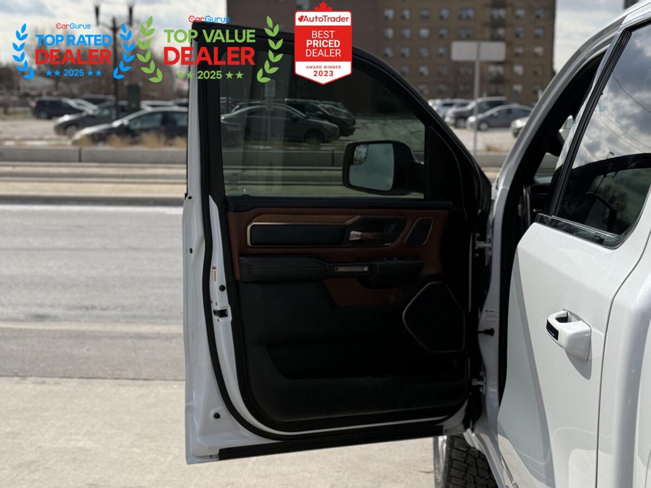 2019 RAM 1500 LARAMIE LONGHORN EDITION | LIKE NEW | LOADED Photo