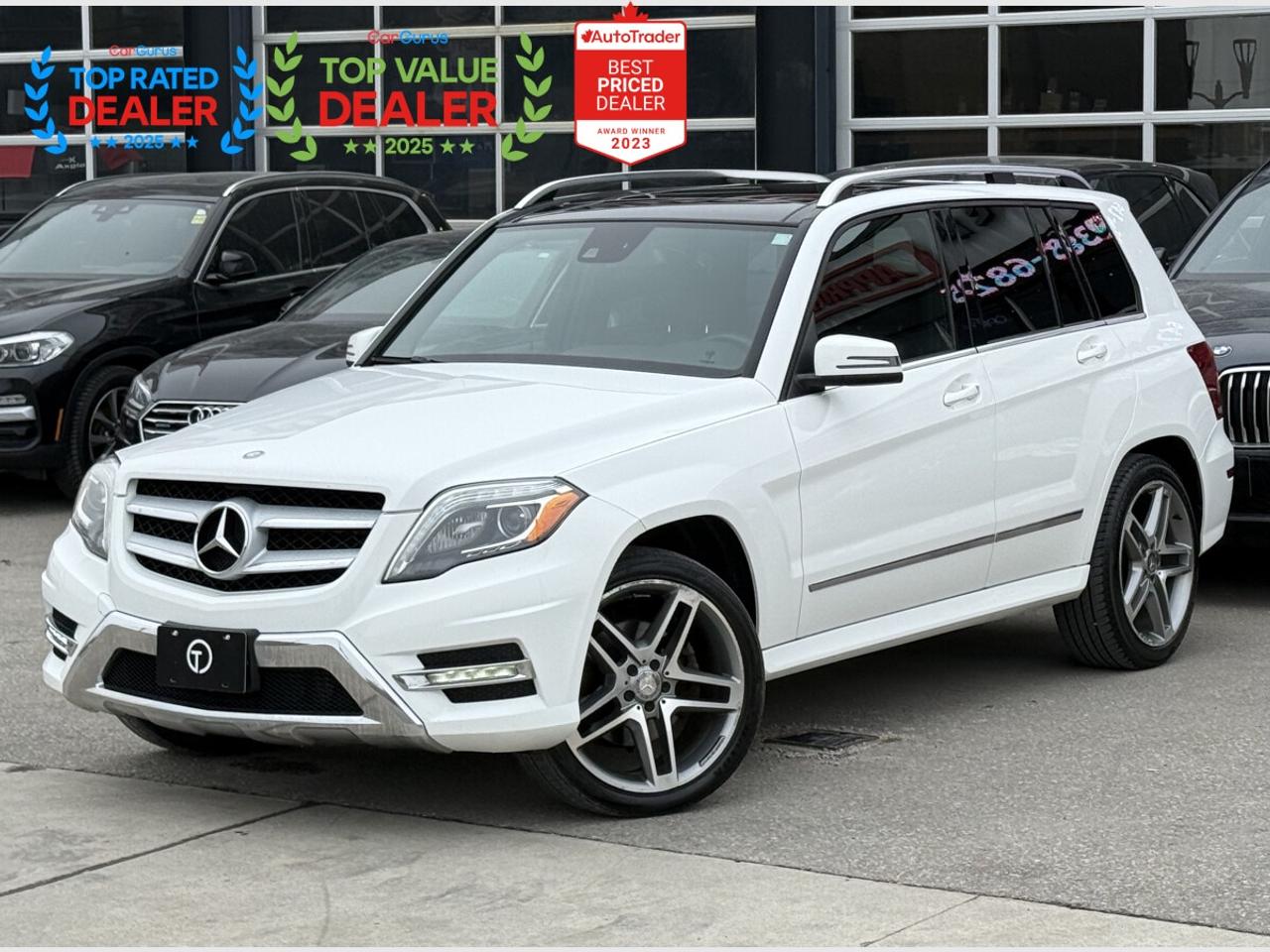 2015 Mercedes-Benz GLK-Class 250 //AMG PKG | PANO | BACK UP CAMERA Photo3