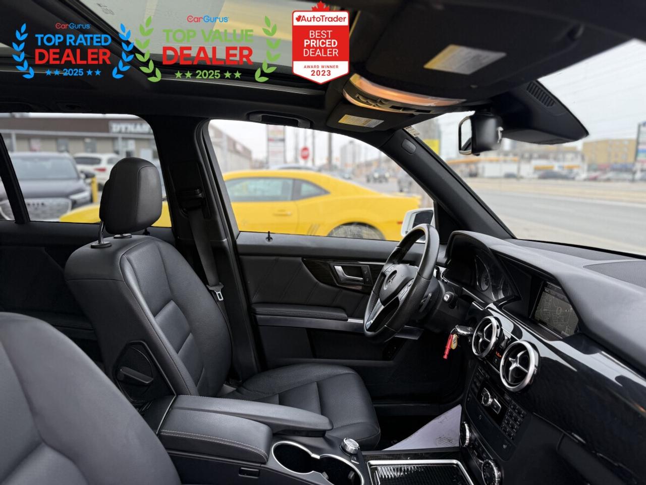 2015 Mercedes-Benz GLK-Class 250 //AMG PKG | PANO | BACK UP CAMERA Photo