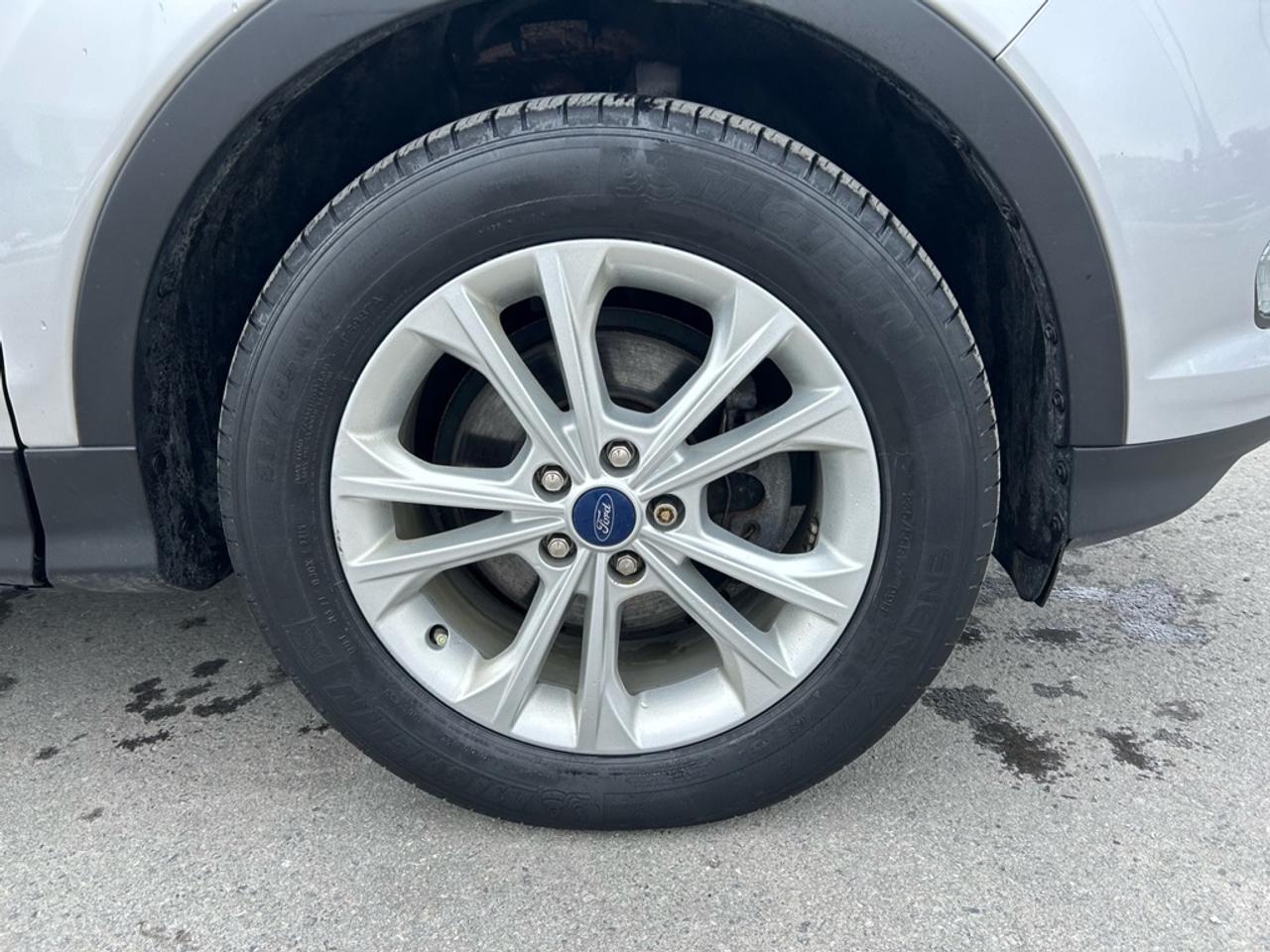 2017 Ford Escape SE  - Bluetooth -  Heated Seats Photo