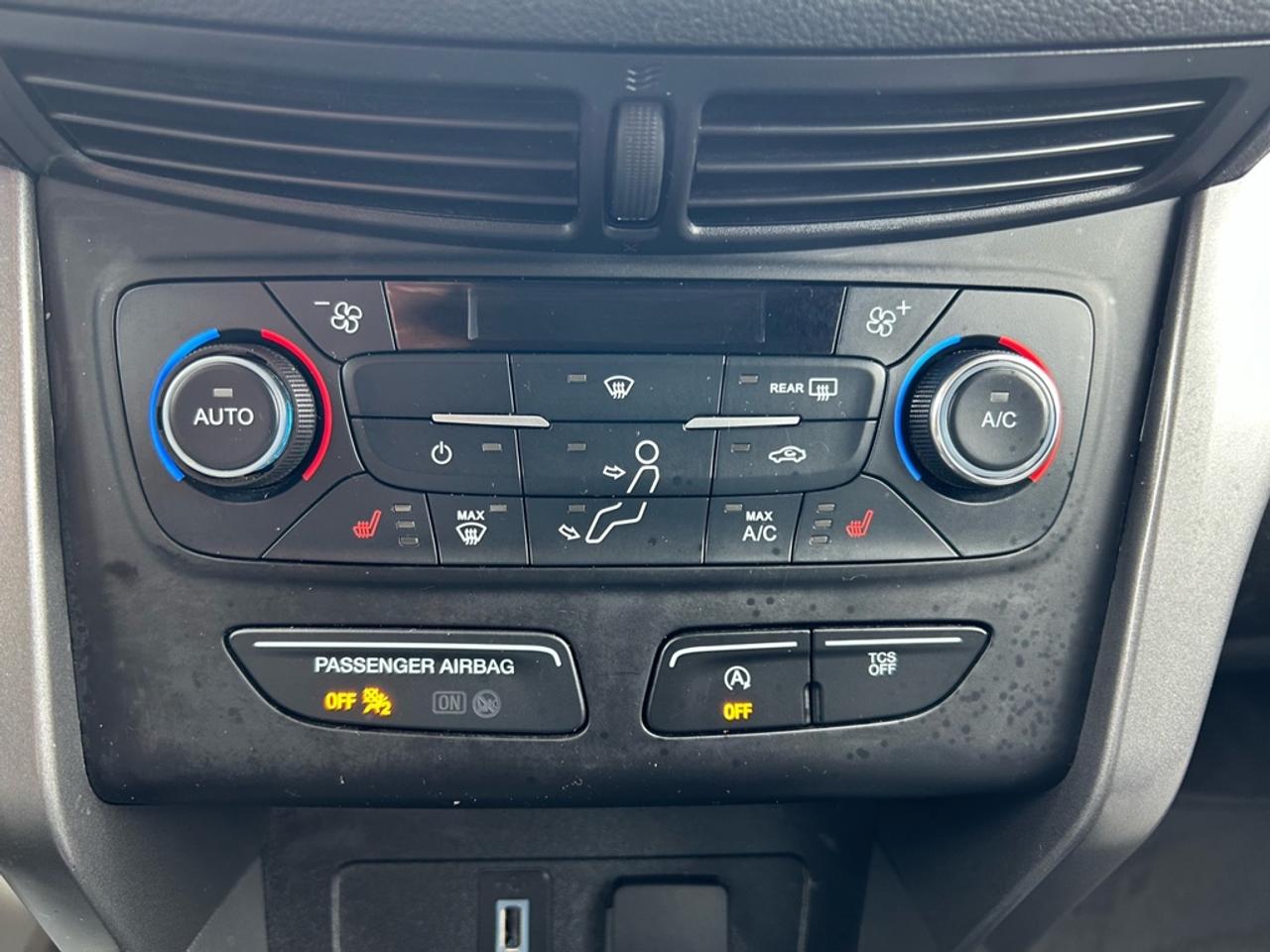 2017 Ford Escape SE  - Bluetooth -  Heated Seats Photo