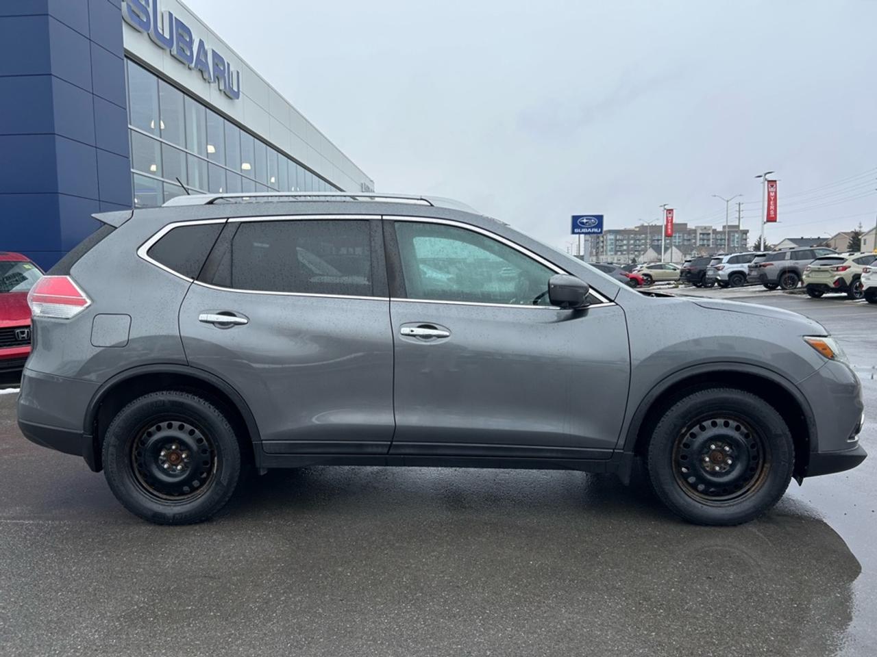 2016 Nissan Rogue SV  AS-IS** none Photo