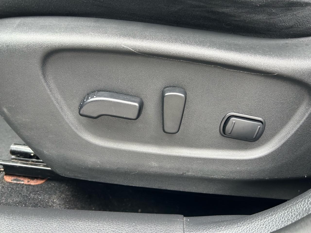 2016 Nissan Rogue SV  AS-IS** none Photo