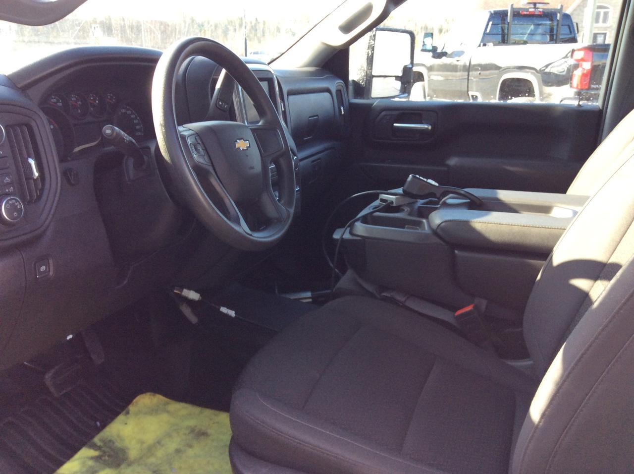2025 Chevrolet Silverado 2500 Work Truck Photo3