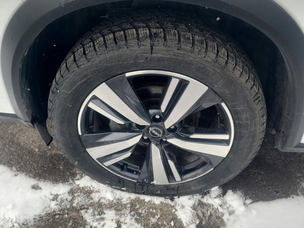 2024 Nissan Rogue SL Photo