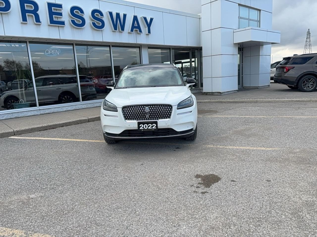 2022 Lincoln Corsair RESERVE! 201A PACK, LEATHER, MOONROOF, NEW TIRES! Photo1