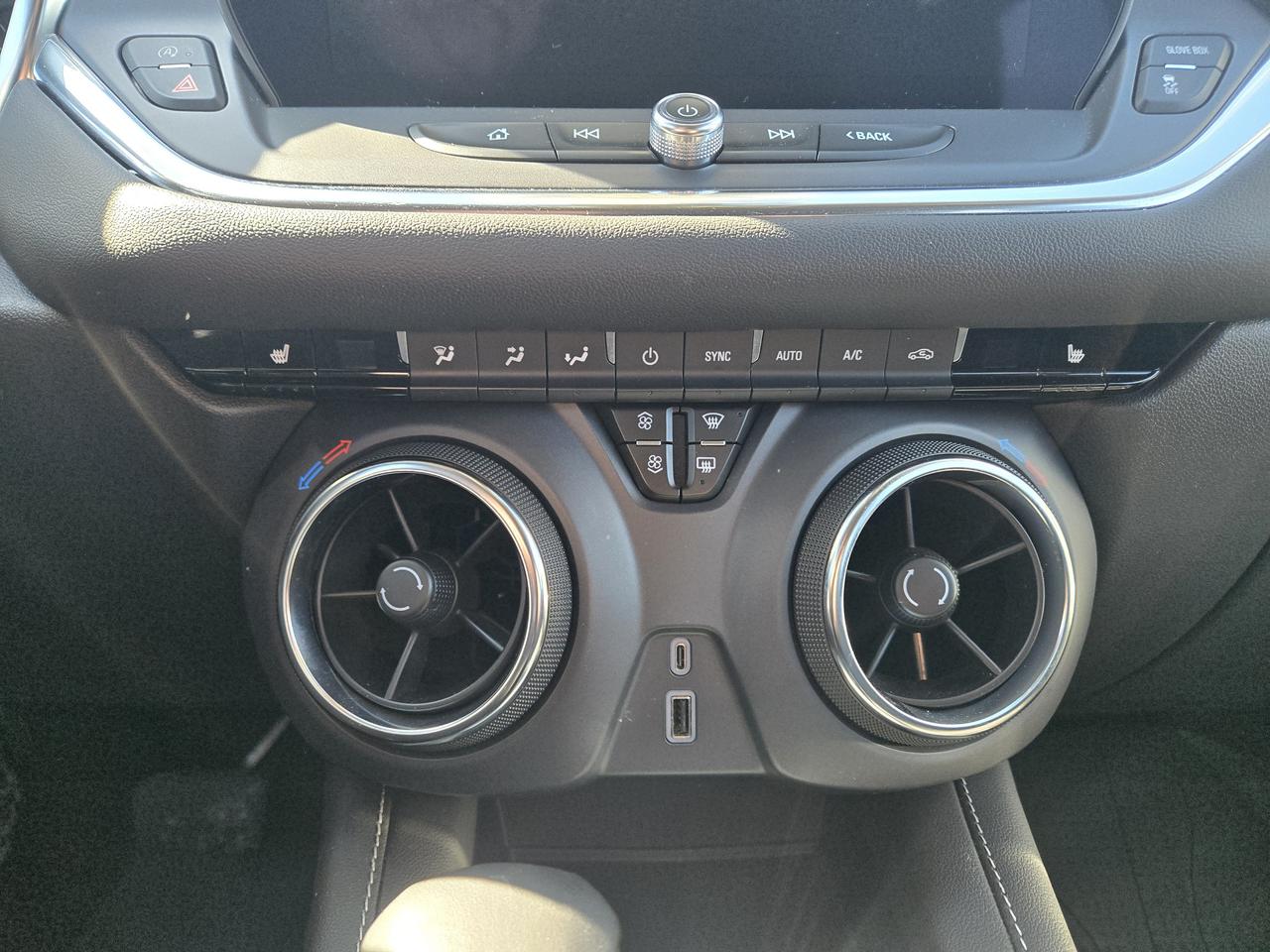 2025 Chevrolet Blazer True North Photo