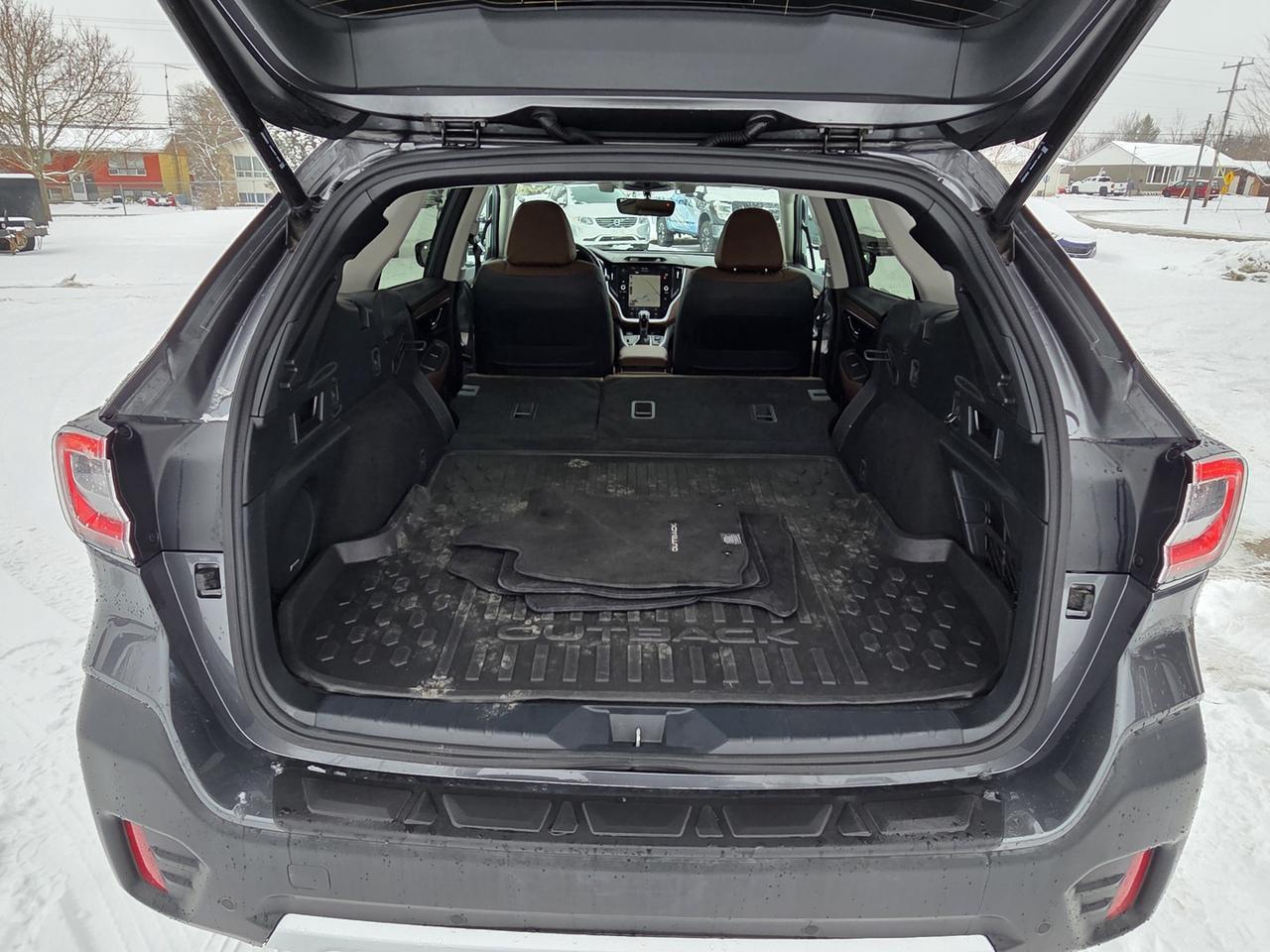 2020 Subaru Outback Premium Photo