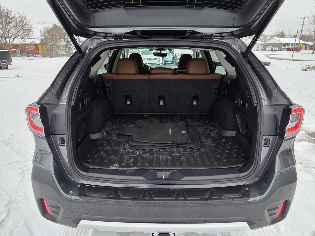 2020 Subaru Outback Premium Photo