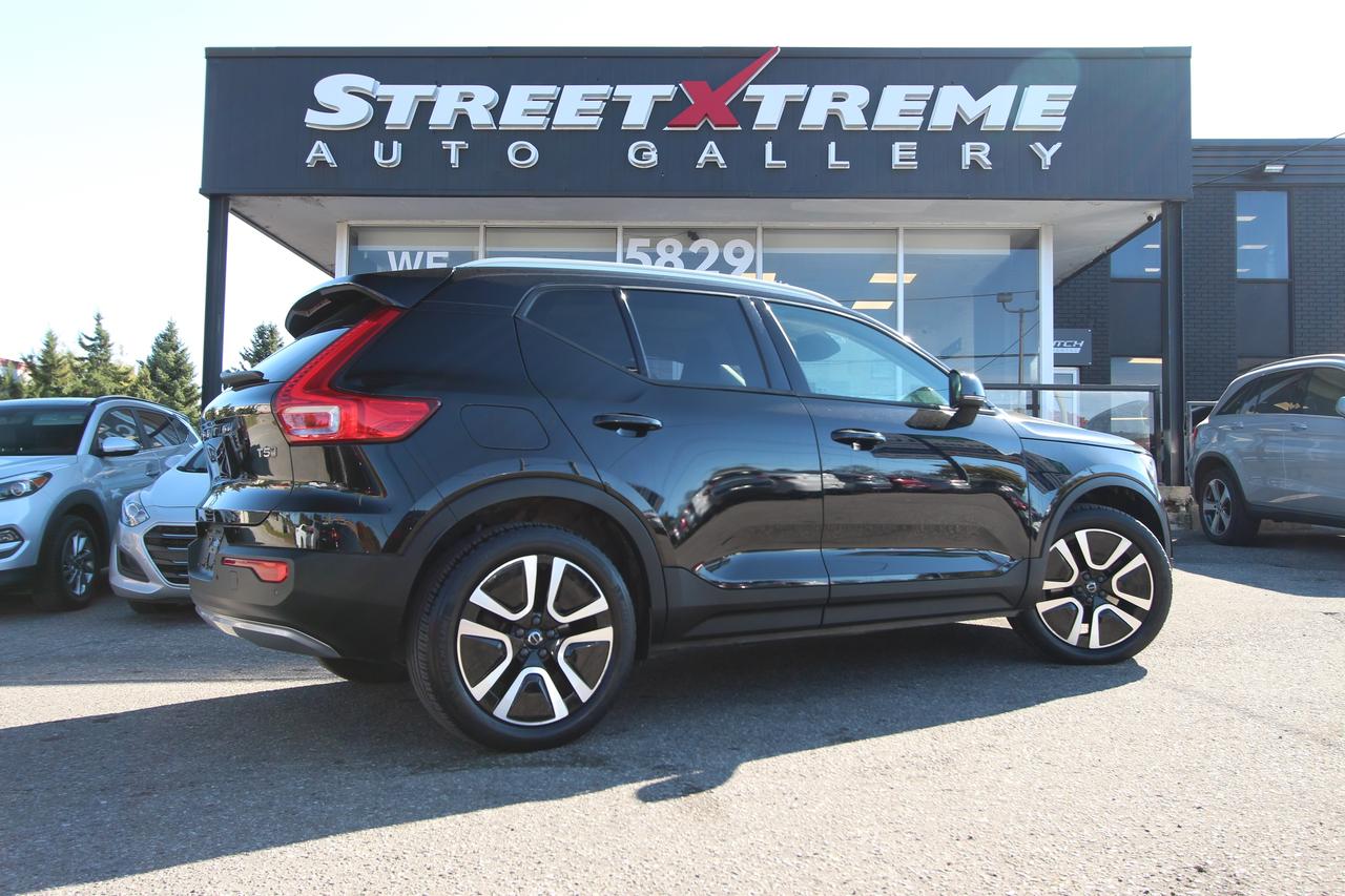 2020 Volvo XC40 T5 MOMENTUM - ALL WHEEL DRIVE Photo