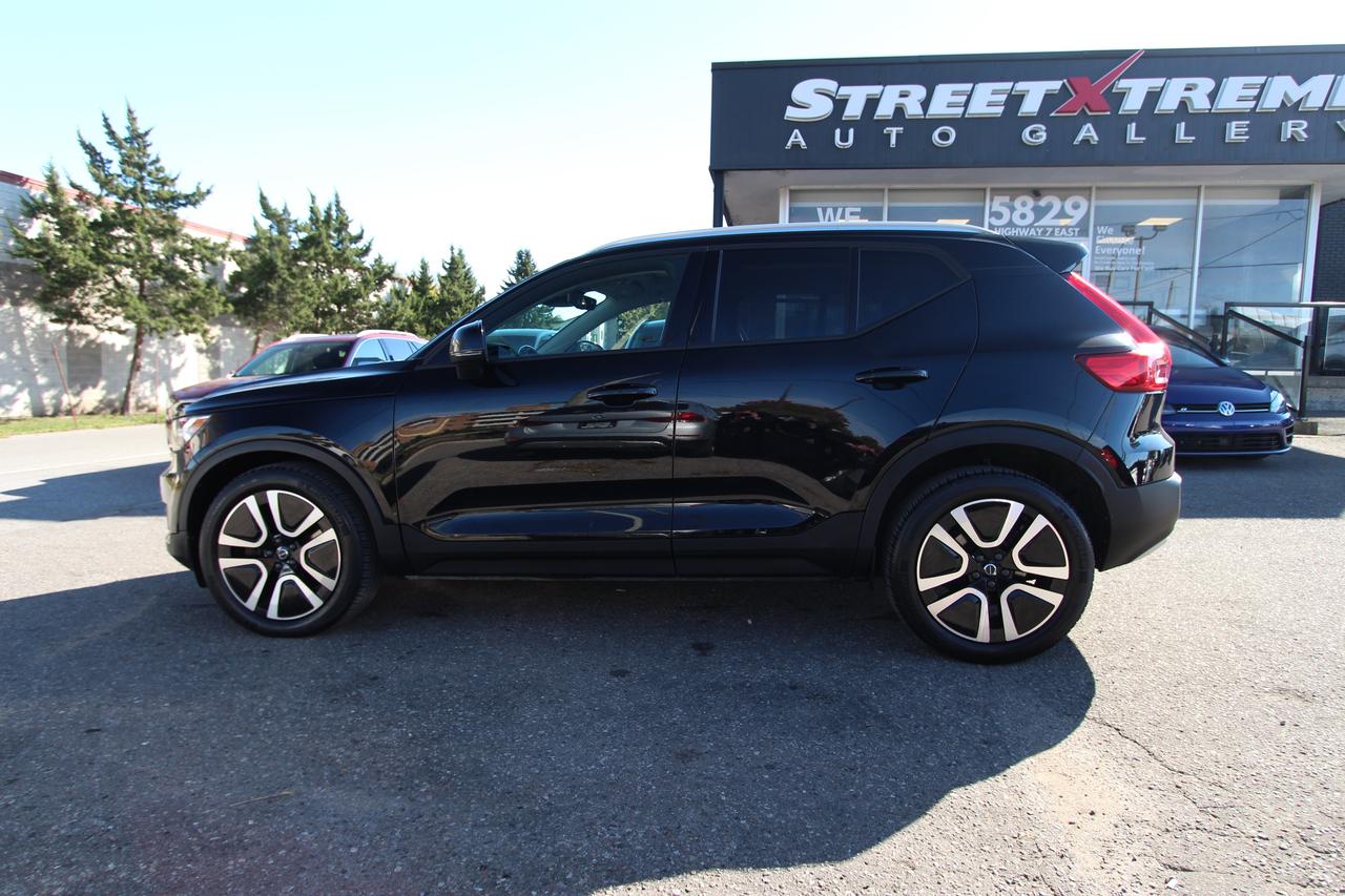 2020 Volvo XC40 T5 MOMENTUM - ALL WHEEL DRIVE Photo