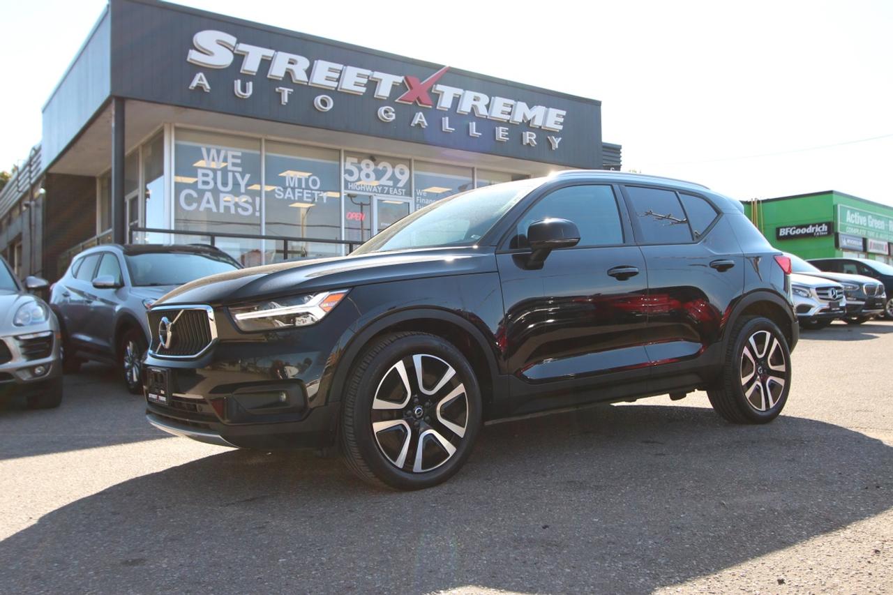 2020 Volvo XC40 T5 MOMENTUM - ALL WHEEL DRIVE Photo