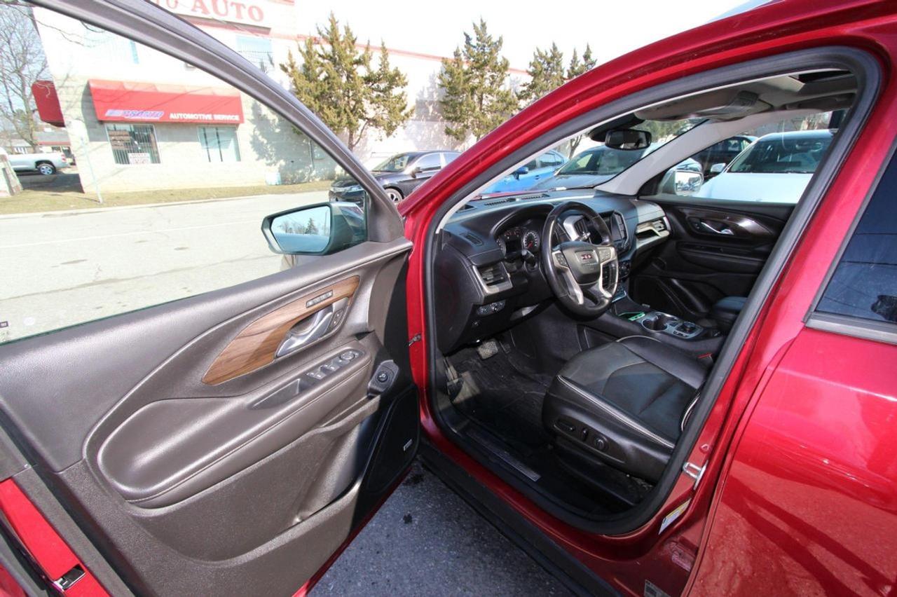 2019 GMC Terrain DENALI - ACCIDENT FREE ALL WHEEL DRIVE Photo