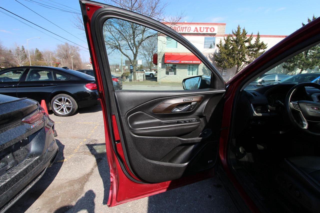 2019 GMC Terrain DENALI - ACCIDENT FREE ALL WHEEL DRIVE Photo