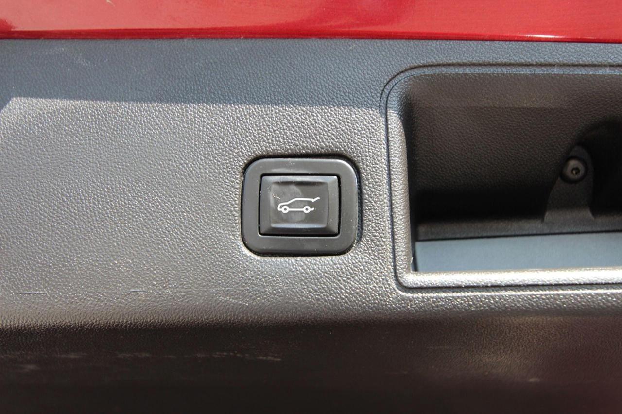 2019 GMC Terrain DENALI - ACCIDENT FREE ALL WHEEL DRIVE Photo