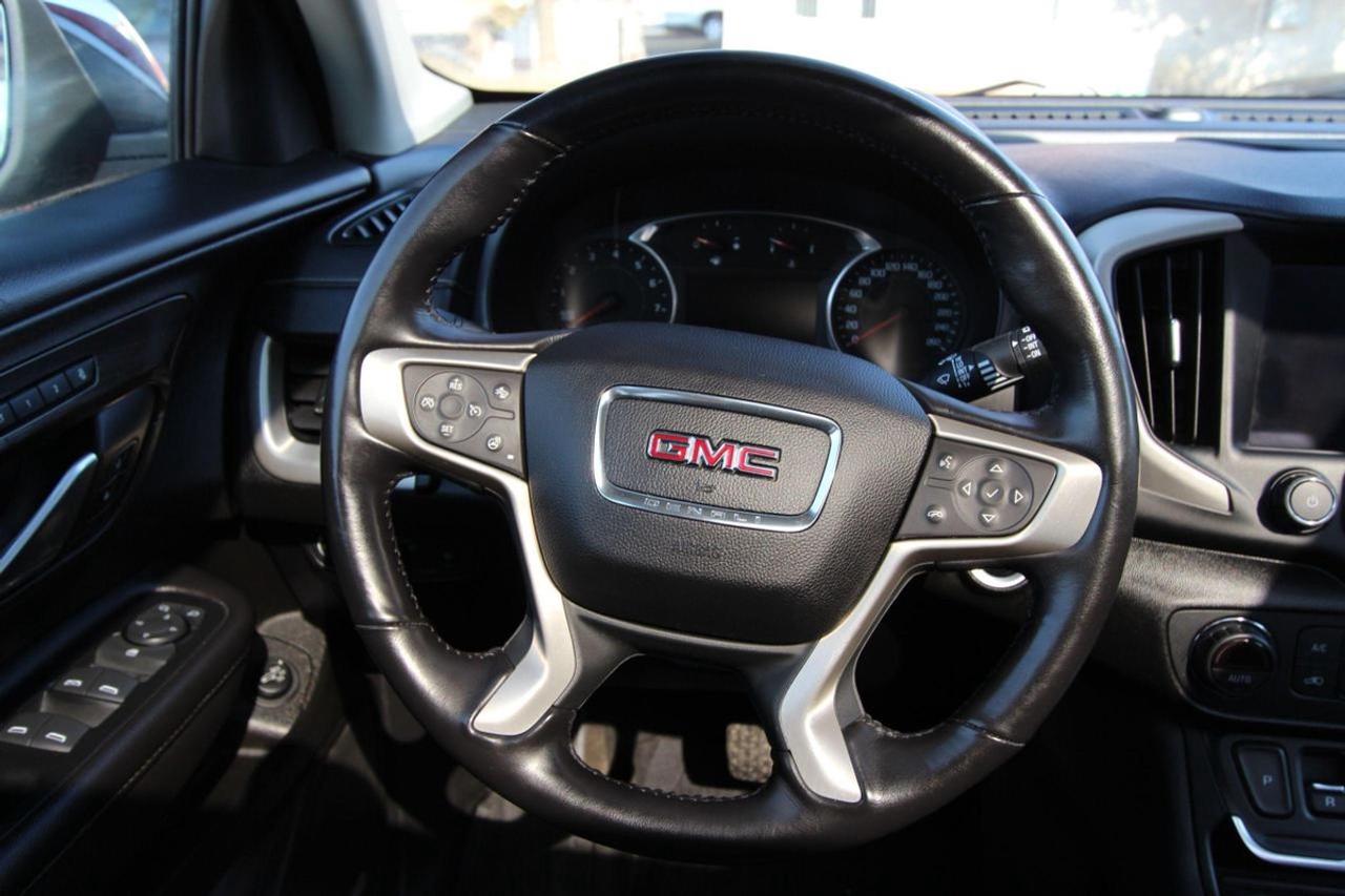 2019 GMC Terrain DENALI - ACCIDENT FREE ALL WHEEL DRIVE Photo