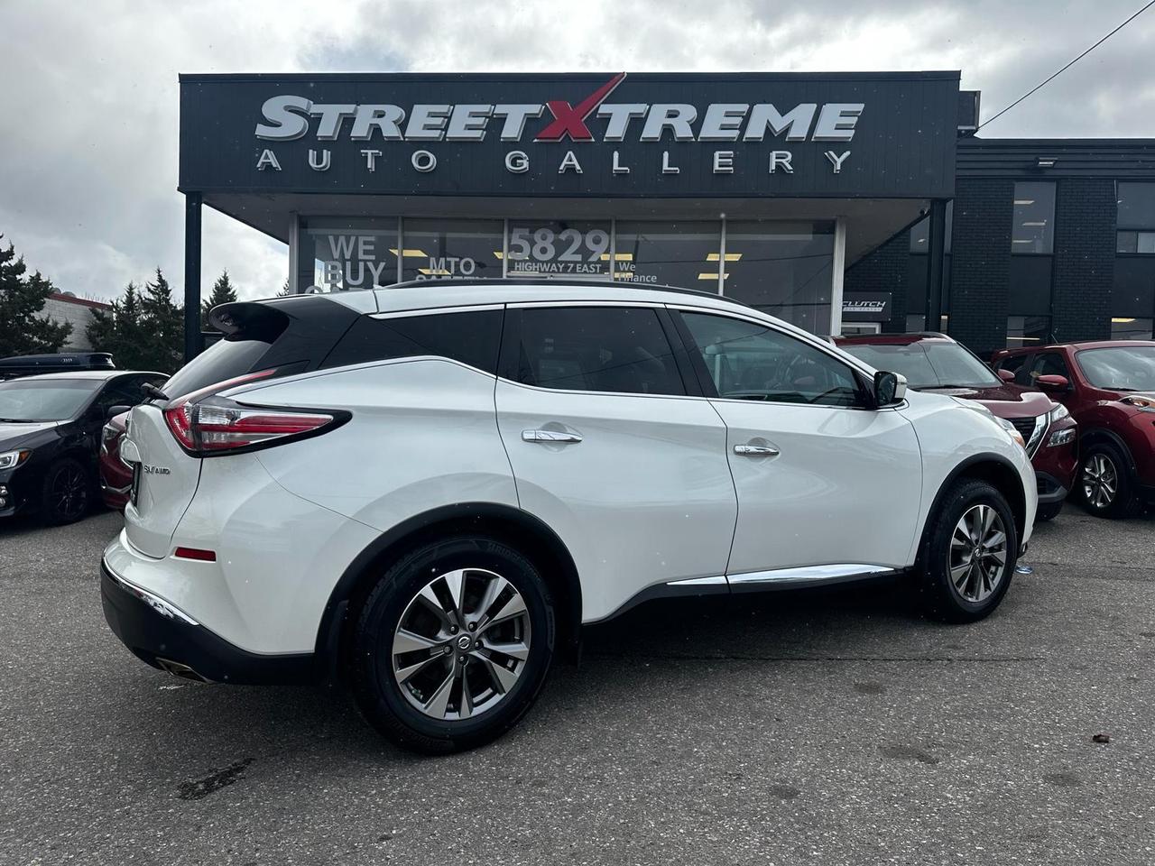 2016 Nissan Murano SV AWD- NO ACCIDENTS / 39 DEALER SERVICE RECORDS Photo
