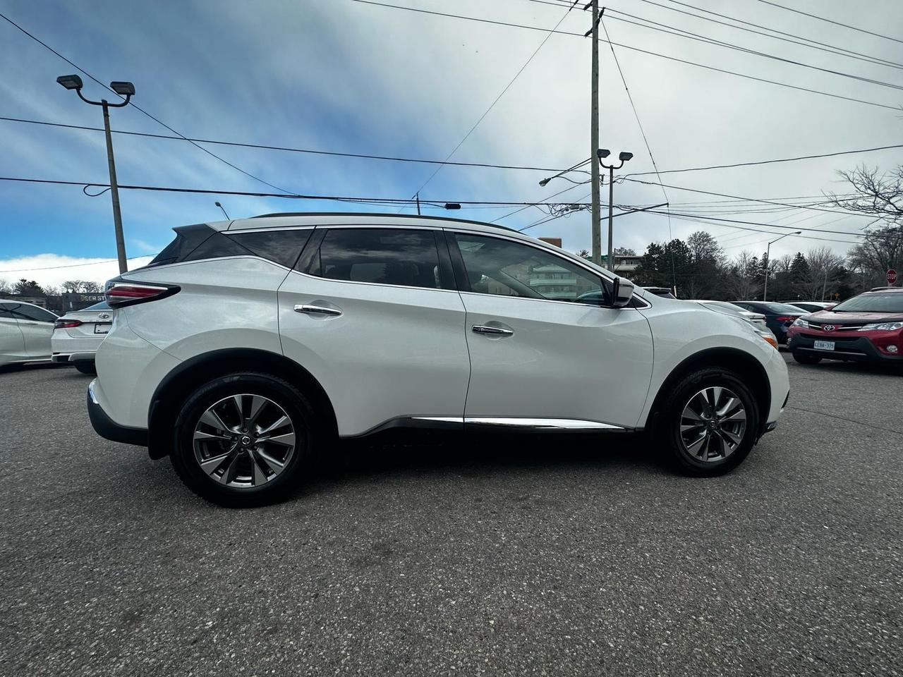 2016 Nissan Murano SV AWD- NO ACCIDENTS / 39 DEALER SERVICE RECORDS Photo