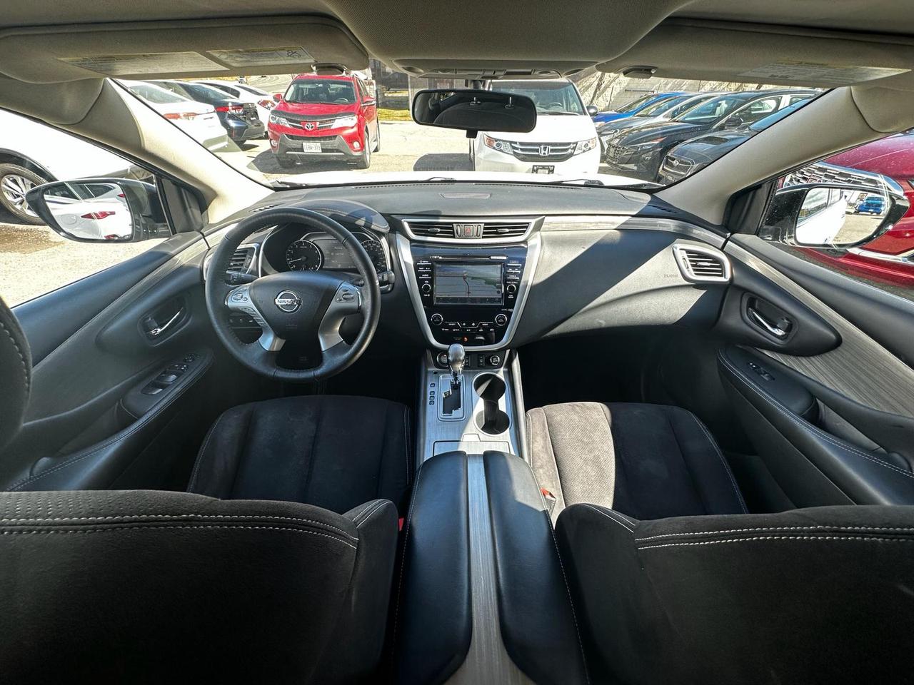 2016 Nissan Murano SV AWD- NO ACCIDENTS / 39 DEALER SERVICE RECORDS Photo