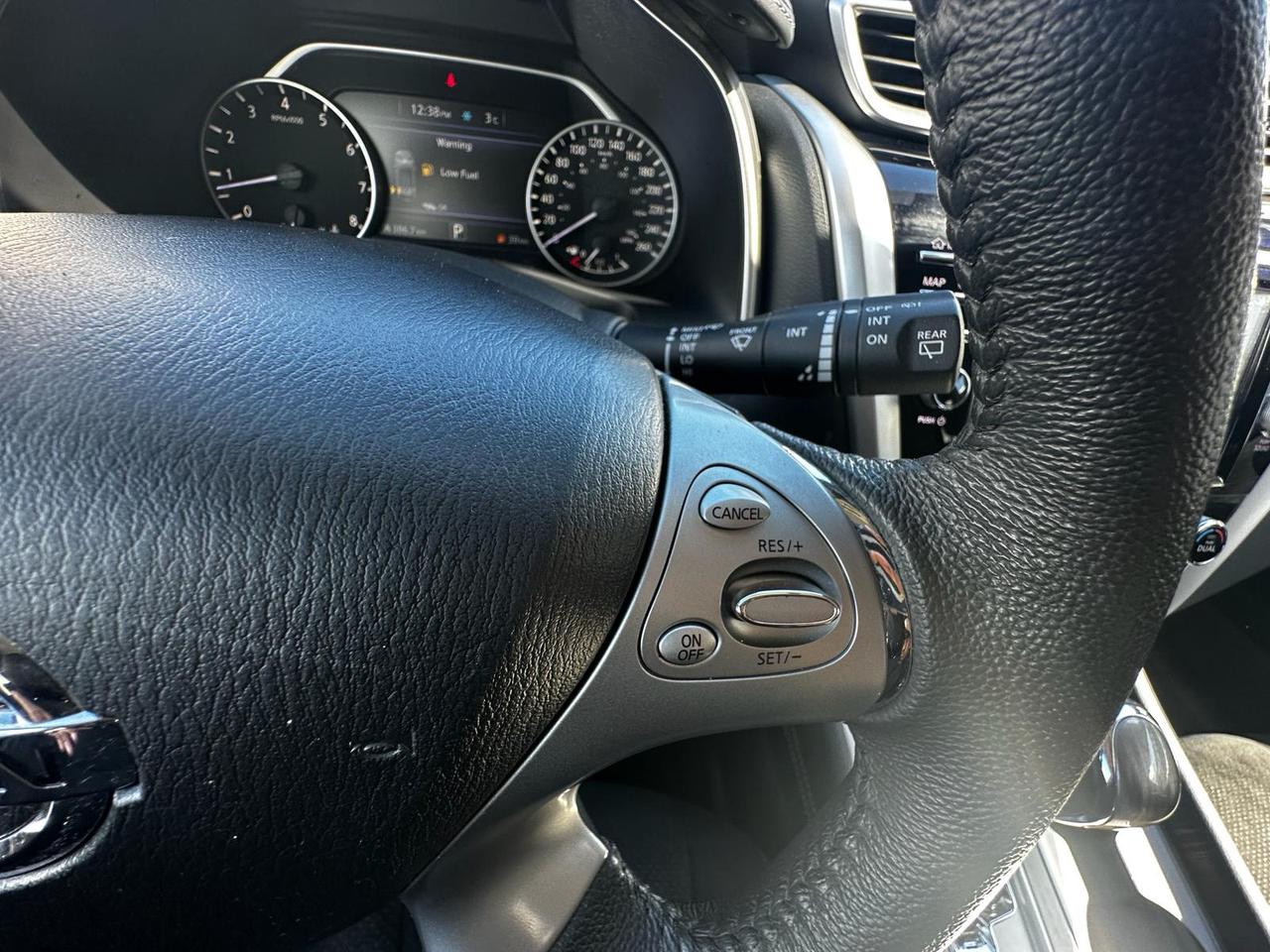 2016 Nissan Murano SV AWD- NO ACCIDENTS / 39 DEALER SERVICE RECORDS Photo