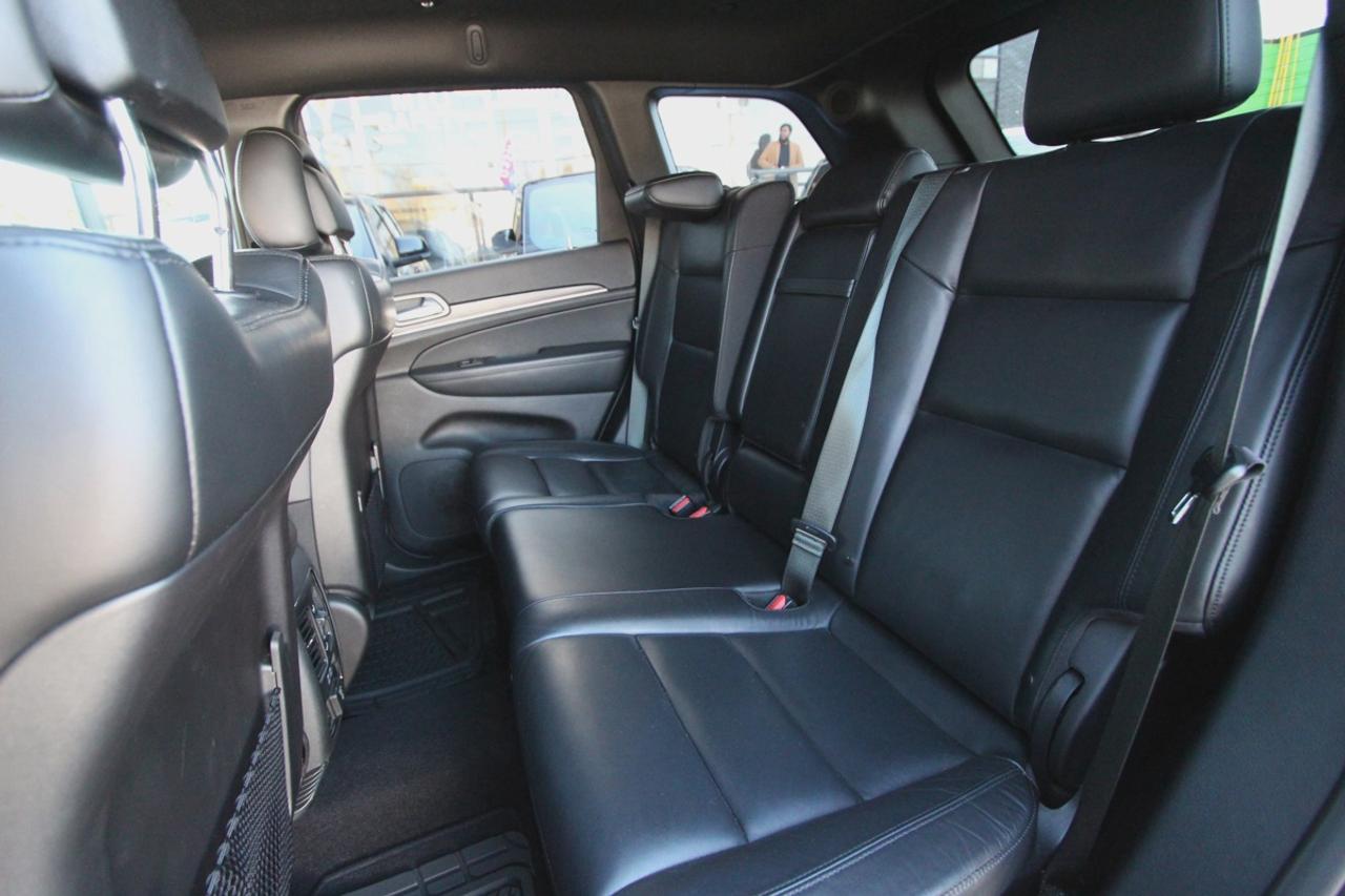 2020 Jeep Grand Cherokee Limited- NO ACCIDENTS/ 2 KEYS Photo