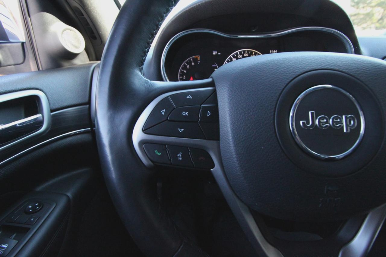 2020 Jeep Grand Cherokee Limited- NO ACCIDENTS/ 2 KEYS Photo