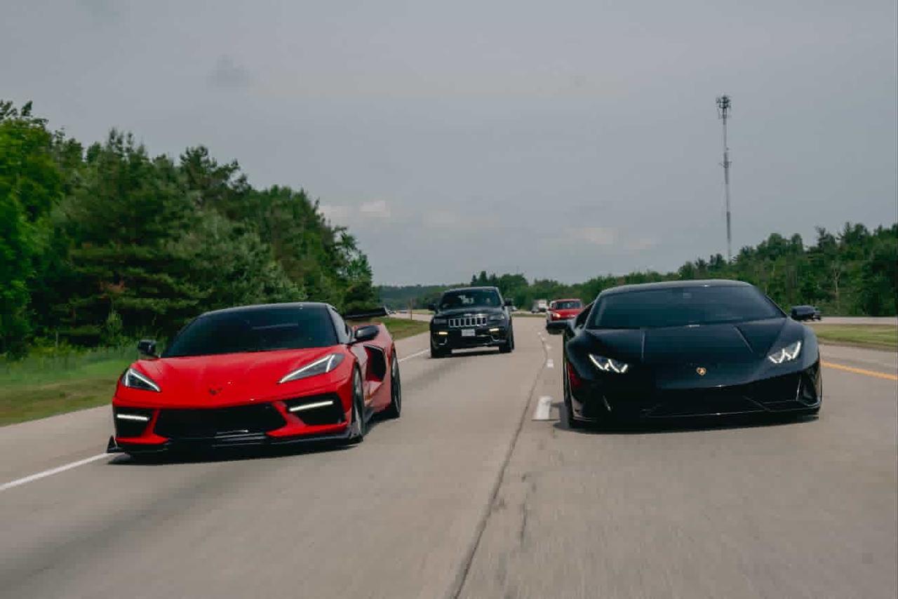 2023 Lamborghini Huracan EVO AWD Photo2