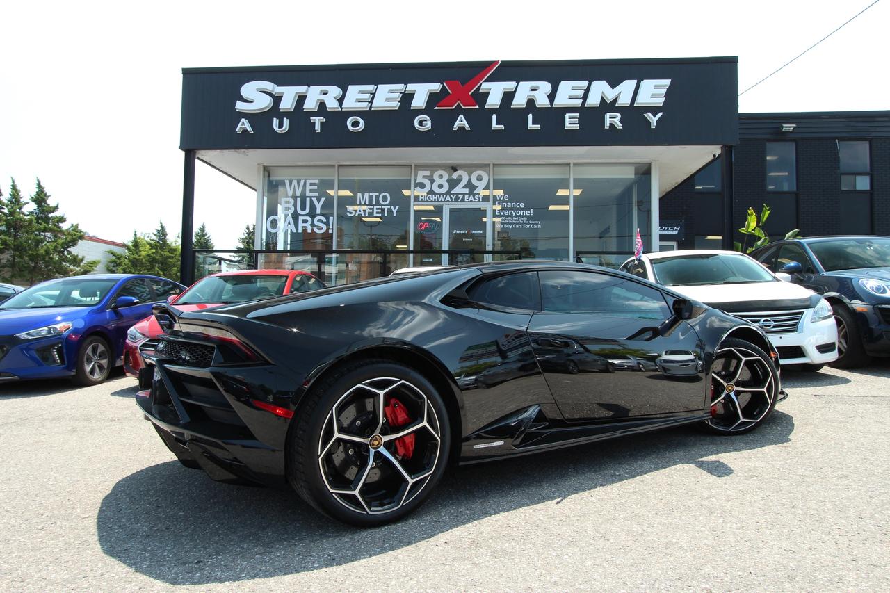 2023 Lamborghini Huracan EVO AWD Photo