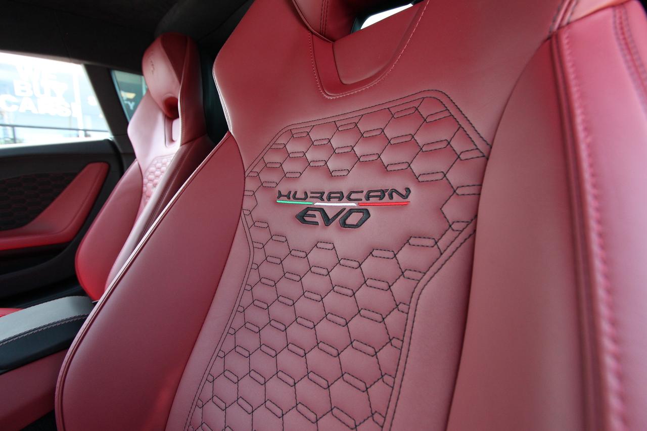 2023 Lamborghini Huracan EVO AWD Photo