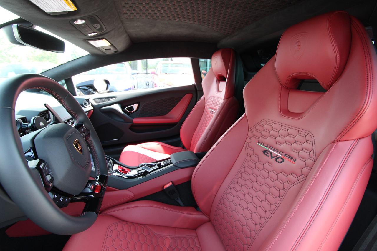 2023 Lamborghini Huracan EVO AWD Photo