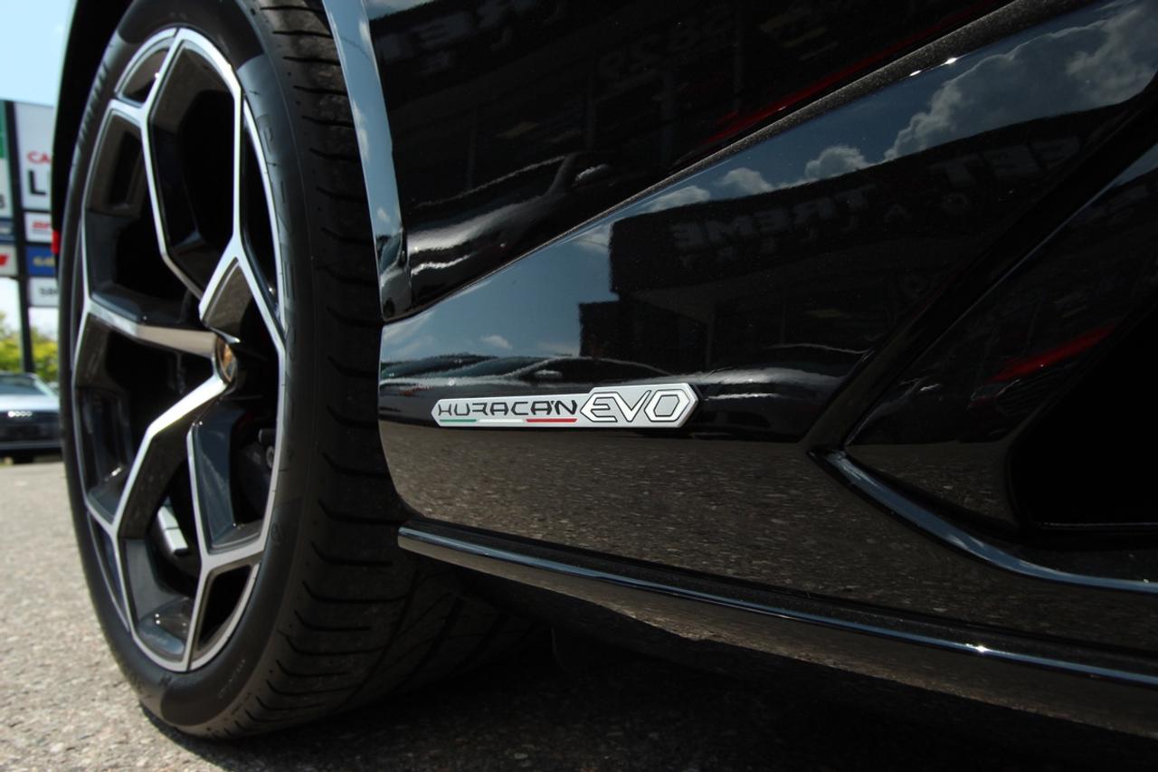 2023 Lamborghini Huracan EVO AWD Photo