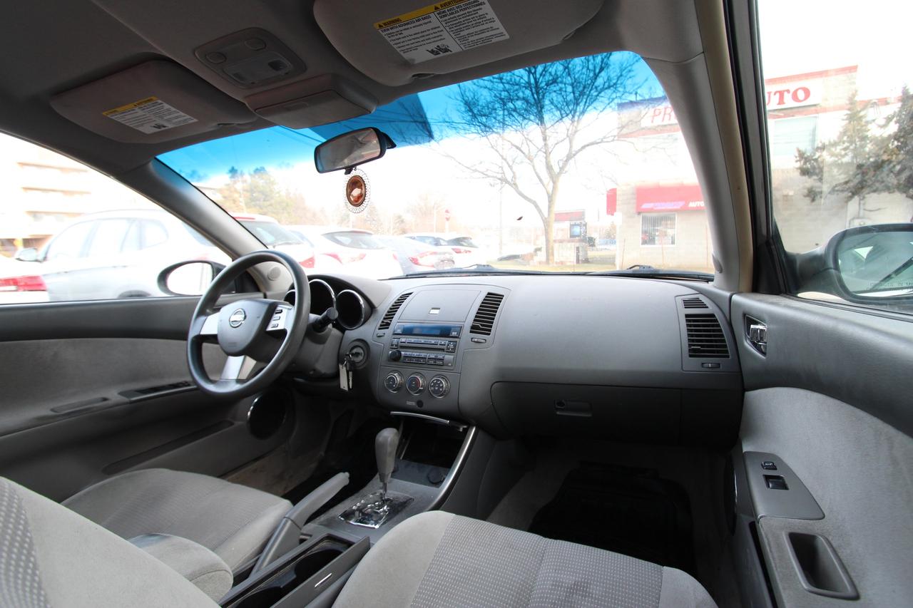 2006 Nissan Altima 35x se- LOW KMS/ 2 KEYS Photo