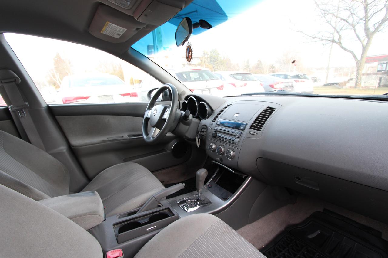 2006 Nissan Altima 35x se- LOW KMS/ 2 KEYS Photo