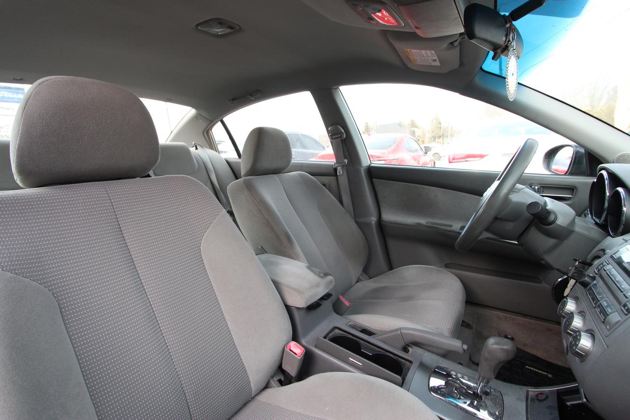 2006 Nissan Altima 35x se- LOW KMS/ 2 KEYS Photo