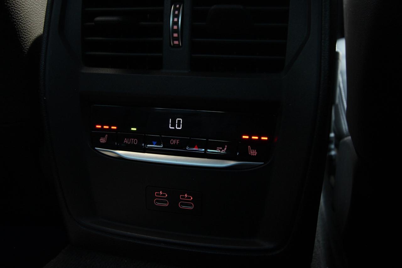 2021 BMW 3-Series M340i xDrive - ONE OWNER NO ACCIDENTS Photo