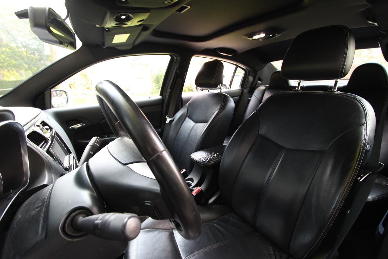 2011 Chrysler 200 Limited -  LEATHER SUNROOF V6 Photo