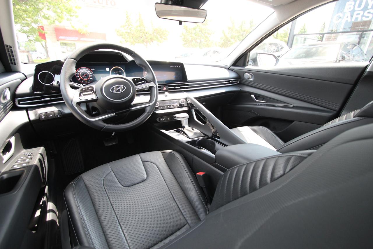 2023 Hyundai Elantra LUXURY - ONE OWNER LOW KMS Photo
