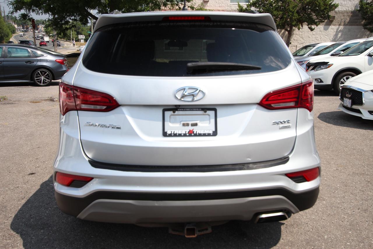 2018 Hyundai Santa Fe Sport SPORT AWD - CLEAN CARFAX NO ACCIDENTS Photo