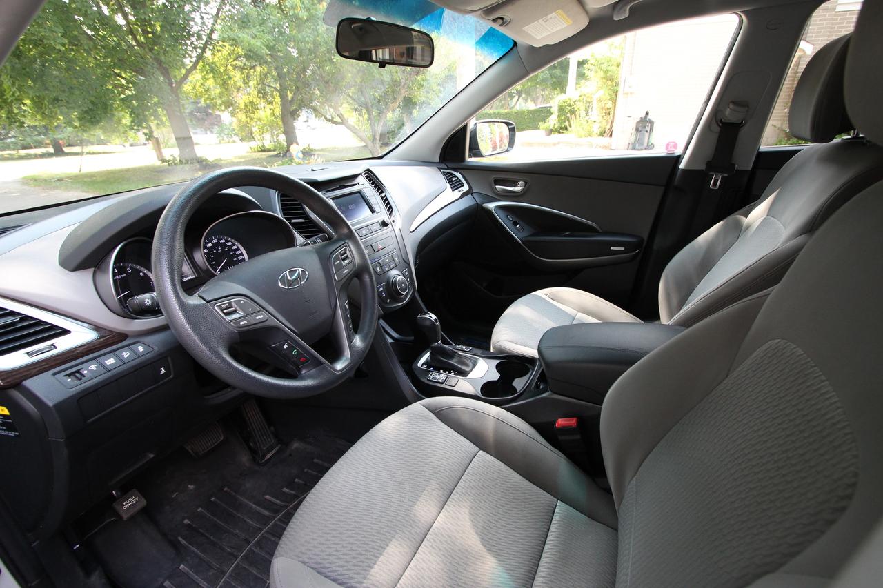 2018 Hyundai Santa Fe Sport SPORT AWD - CLEAN CARFAX NO ACCIDENTS Photo