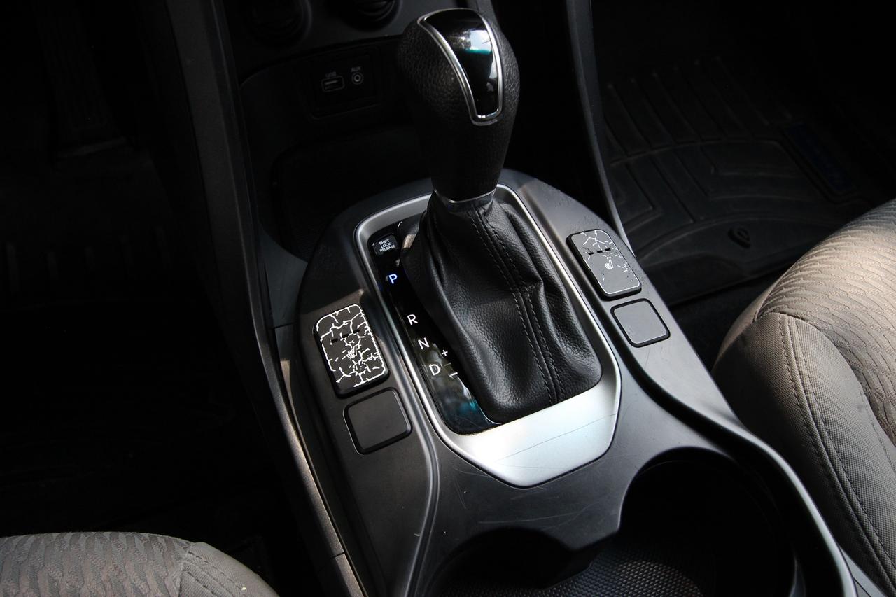 2018 Hyundai Santa Fe Sport SPORT AWD - CLEAN CARFAX NO ACCIDENTS Photo