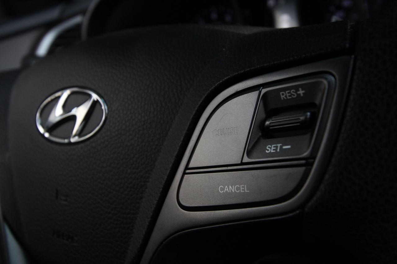 2018 Hyundai Santa Fe Sport SPORT AWD - CLEAN CARFAX NO ACCIDENTS Photo