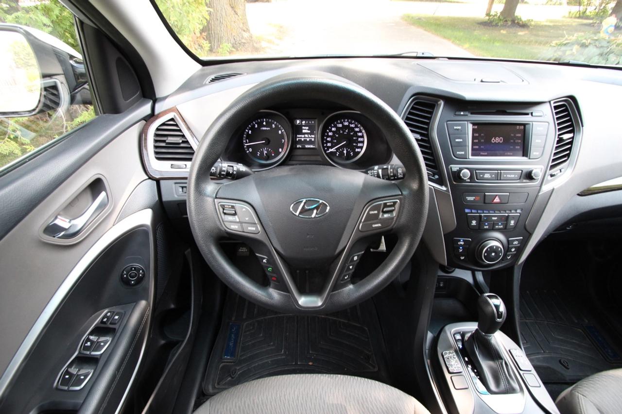 2018 Hyundai Santa Fe Sport SPORT AWD - CLEAN CARFAX NO ACCIDENTS Photo