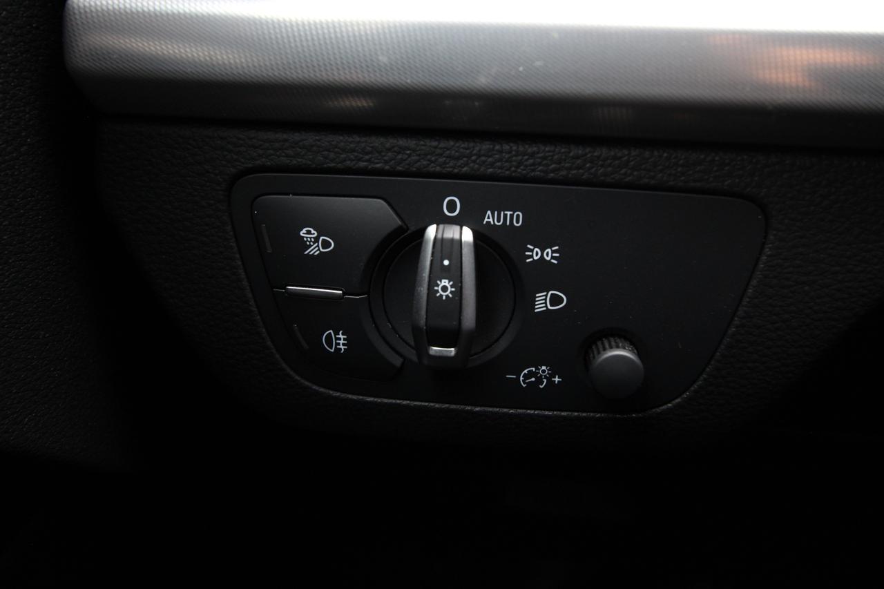 2021 Audi Q5 Progressiv S-LINE - 2 KEYS/ PANORAMIC SUNROOF Photo