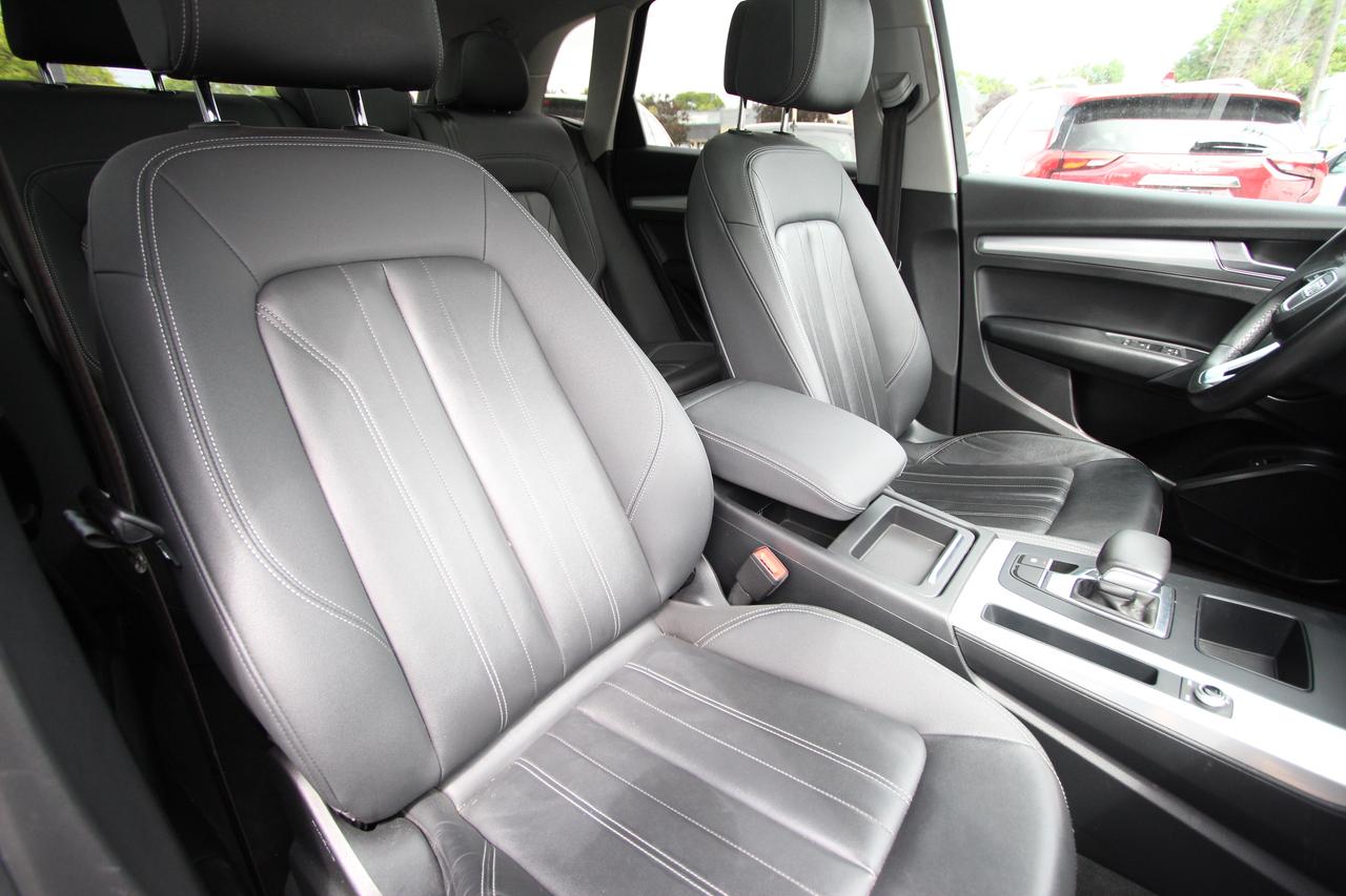 2021 Audi Q5 Progressiv S-LINE - 2 KEYS/ PANORAMIC SUNROOF Photo