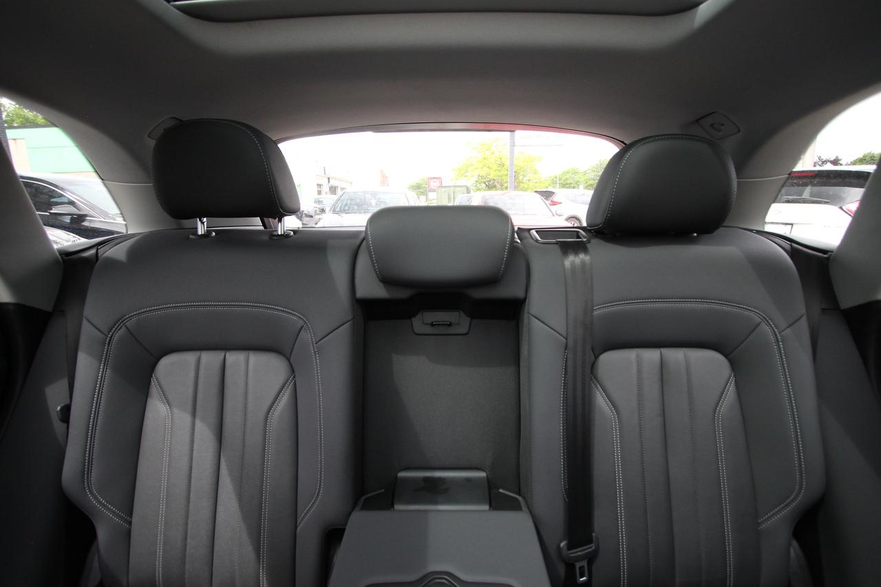 2021 Audi Q5 Progressiv S-LINE - 2 KEYS/ PANORAMIC SUNROOF Photo