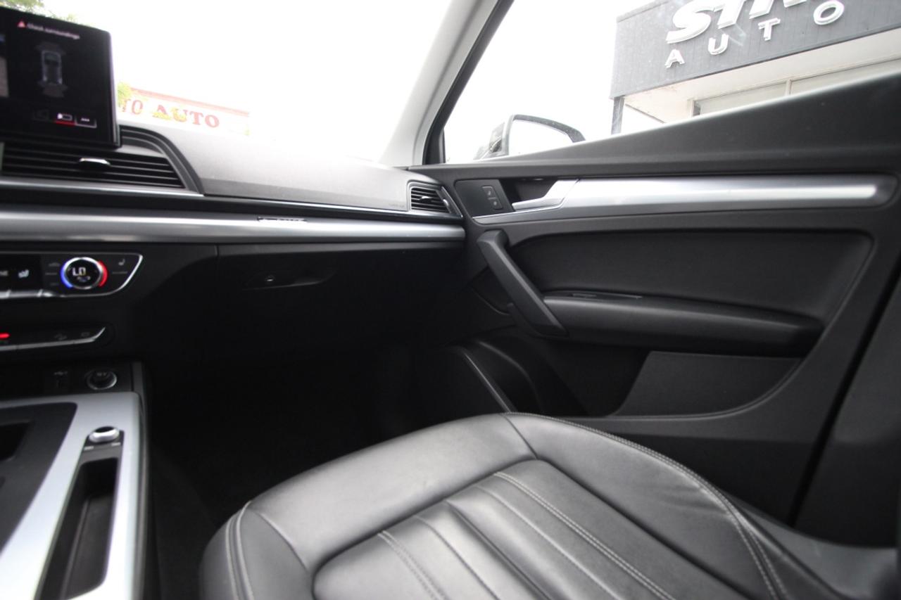 2021 Audi Q5 Progressiv S-LINE - 2 KEYS/ PANORAMIC SUNROOF Photo