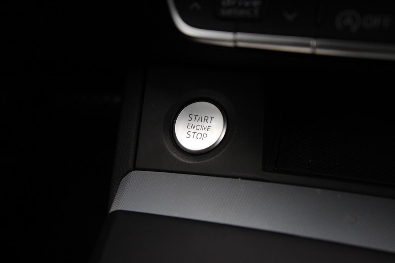 2021 Audi Q5 Progressiv S-LINE - 2 KEYS/ PANORAMIC SUNROOF Photo