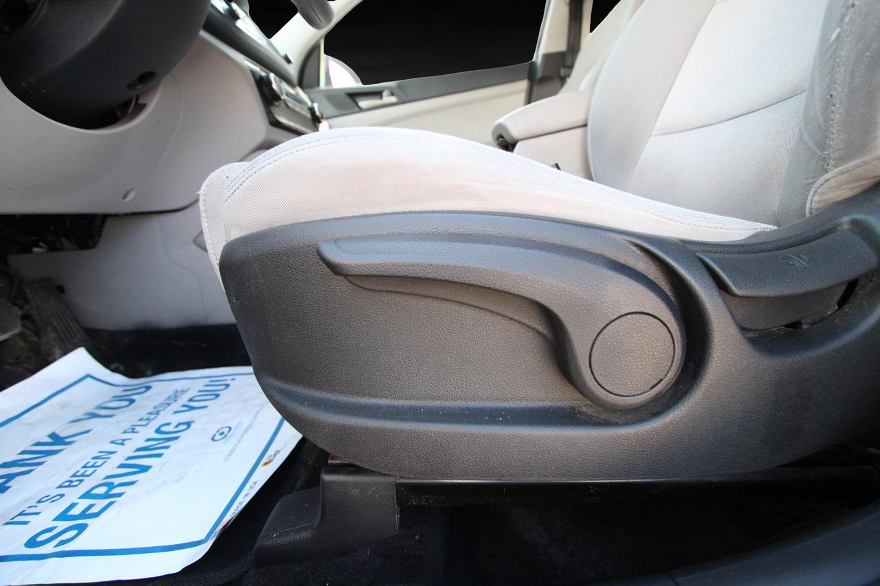 2017 Hyundai Tucson SE - NO ACCIDENTS/ DEALER SERVICED Photo