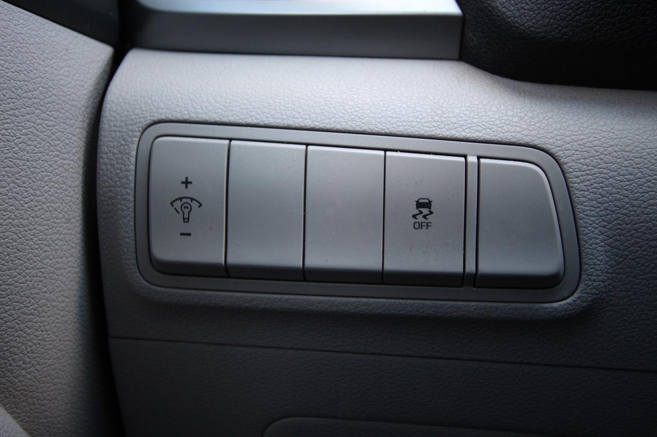 2017 Hyundai Tucson SE - NO ACCIDENTS/ DEALER SERVICED Photo